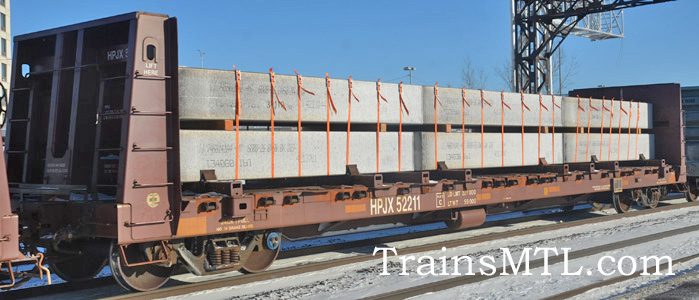 Car/wagon HPJX52211 left side with load / coté gauche avec charge
